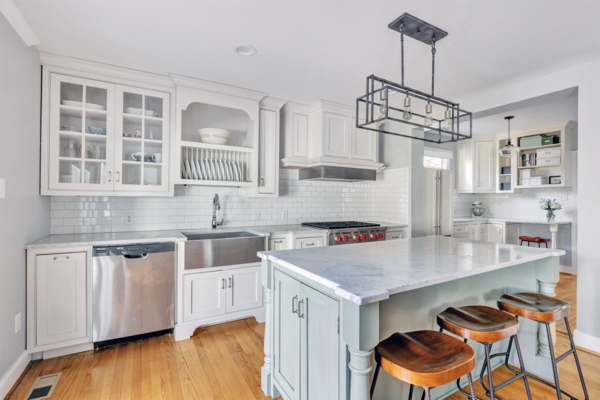 kitchen with minimal staging just barstools