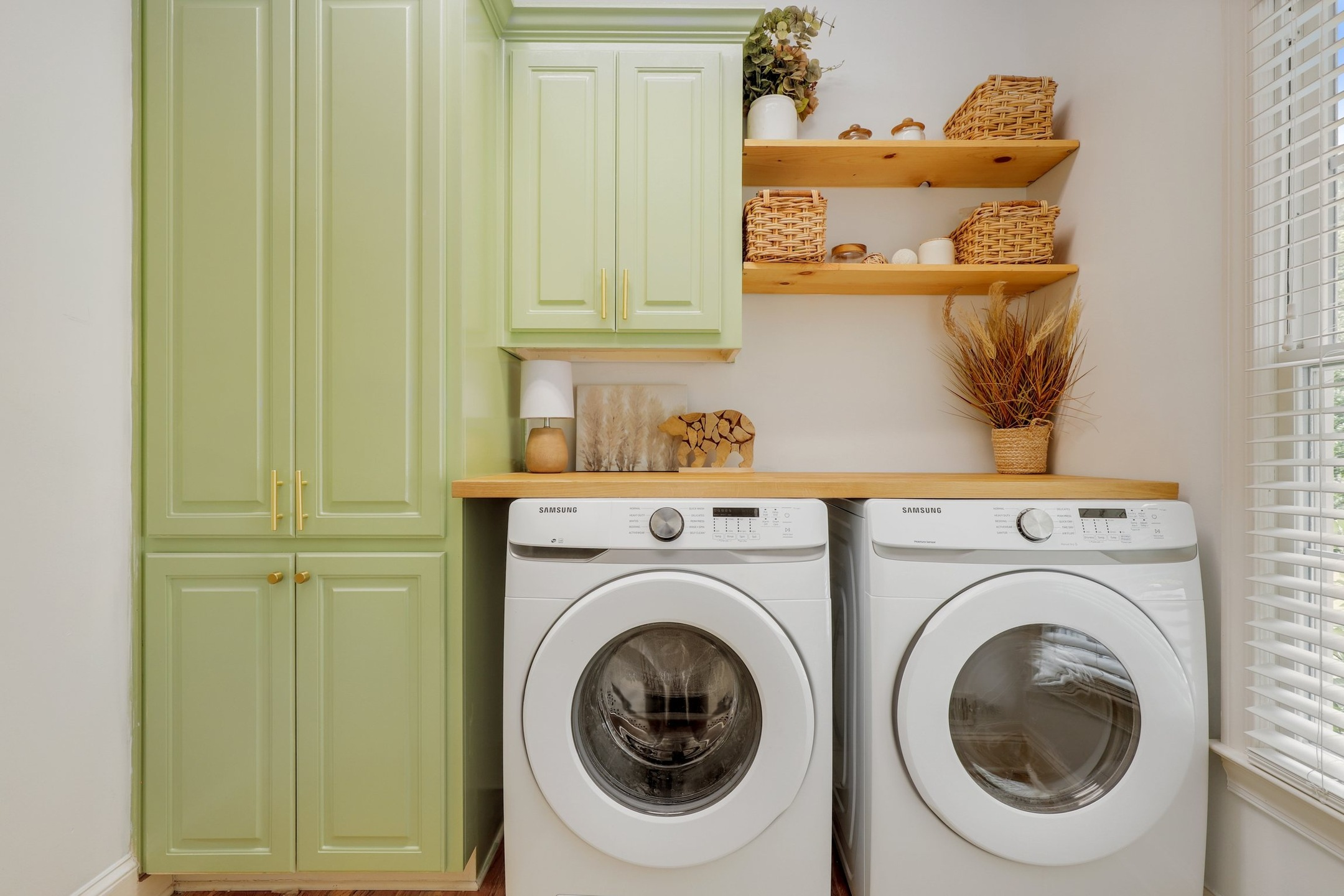 Washer and Dryer Solutions for Apartments Without Hookups - Survey 1 Inc